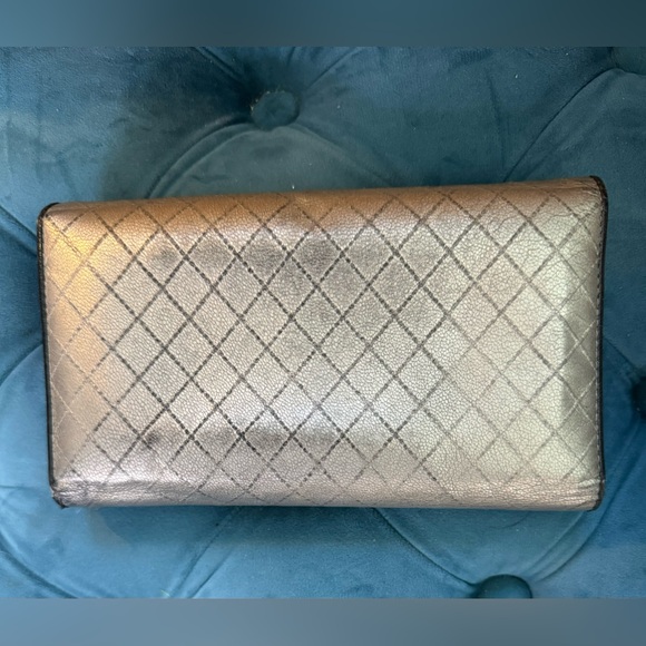 CHANEL Bicolore Leather Long Trifold Wallet Purse - Picture 3 of 10